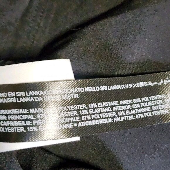 AMAZON ESSENTIALS Solid All Black Pull On Pleated Skort Womens Size XL - Picture 4 of 5